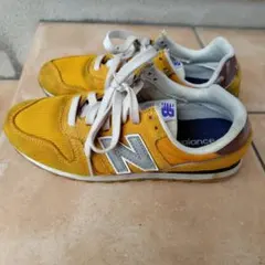 New Balance 373 イエロースニーカー汚れあり洗ってません