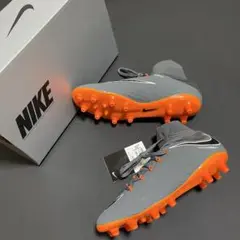 【美品】NIKE ハイパーヴェノム ファントム 3 エリート HG 25.5 NIKE ハイパーヴェノム ファントム HG-E(ホワイト×ブルー) 26cm