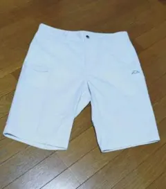 Kappa メンズ ショートパンツ ホワイト　グレーストライプのサムネイル