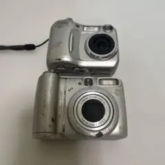 Canon PowerShot A580 Nikon COOLPIX 2100のサムネイル
