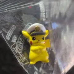 ポケモン　フィギュアコレクション　キャプテンピカチュウ　BANDAI　バンダイ