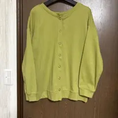 アルファベッツアルファベット　黄緑色 ボタン付き 長袖カーディガン