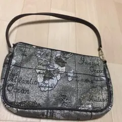 ハンドバッグ　カバン　ポーチ　ミニバッグ　サブバッグに　バッグインバッグに