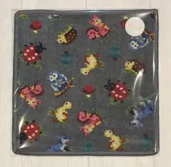 ❣️新品未使用❣️FEILER ハイジフレンズフォレスト ポーチ グレー フェイラー】大人気の「ハイジフレンズフォレスト」に新色登場。シック