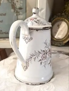 Item thumbnail for item d395a68a-377d-4508-bf19-9fb74f7cd5d3