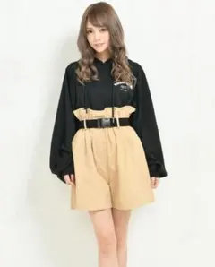 DaTuRa　ハイウエスト　ベルト付　ショート　パンツ　ベルト付き