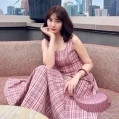 Herlipto Paddington Long Dress cherry - メルカリ