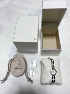 サマンサティアラ　腕時計