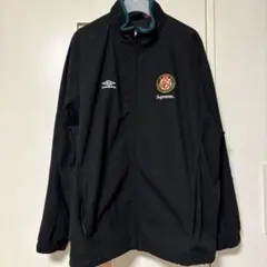 ひ*ろ様 Supreme Umbro ナイロンジャケット S/M 黒 Supreme + Umbro — Fall/Winter '25