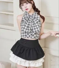 ベルシャルム Color Block Tiered Skirt ブラックのサムネイル