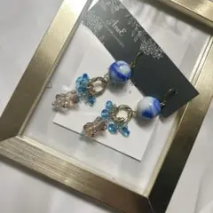 くまとマーブルビーズのハンドメイドピアス