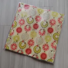 【新品未使用】スヌーピートートバッグ　フルーツ柄