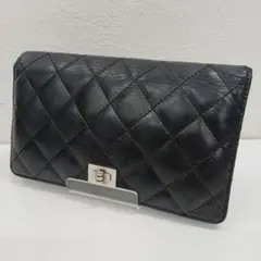 ☆CHANEL マトラッセ 二つ折り長財布 ブラックのサムネイル