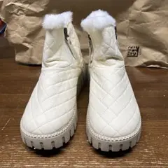 ホワイトムートンブーツ ファー付き サイドジッパー