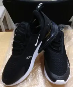 ナイキ NIKE Air Max 270