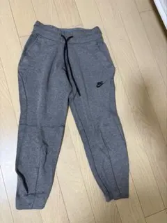 Item thumbnail for item 565a2023-4425-4841-ad5b-212fd17456df