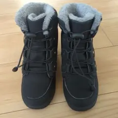 Mountainwalk ブラックスノーブーツ　キッズ