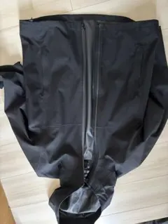 ユニクロ　UNIQLO ブロックテックパーカー　ブラック　M