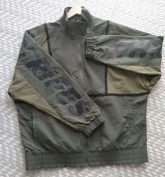 adidas オリーブグリーン ナイロンジャケット L