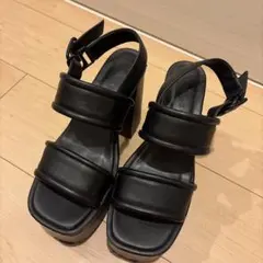 EMODA 厚底サンダル ブラックのサムネイル
