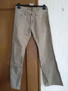 Item thumbnail for item 5606cf5f-d1d9-4065-a032-b7f0215e80c3