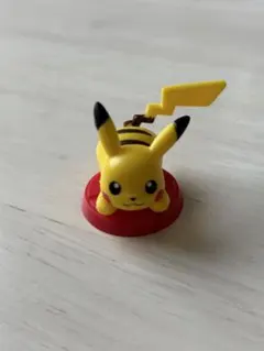 ポケモンチョコエッグ 旅立ちの3匹　ピカチュウ