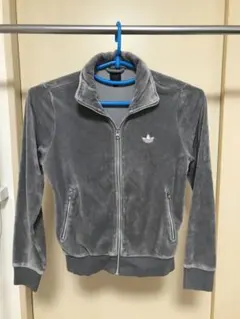 人気商品、完売、レア　アディダスオリジナルス　ベロア　トラックジャケットサイズL