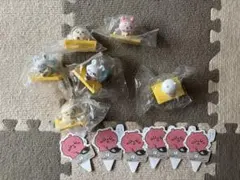 ちいかわ松屋 ちいかわ うさぎ モモンガ　古本屋カニ ラッコ