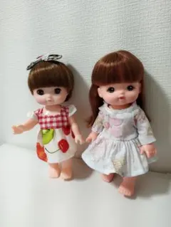 ハンドメイドワンピース2着とヘアリボンの3点セット フルーツ柄と水色フリルつき