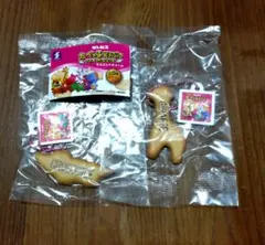 たべっ子どうぶつ THE MOVIE マスコットチャーム　クロコダイル　キリン