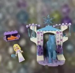LEGO エルサの氷の城