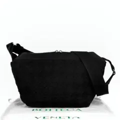 美品 ボッテガヴェネタ イントレチャート ウェビング ショルダーバッグ