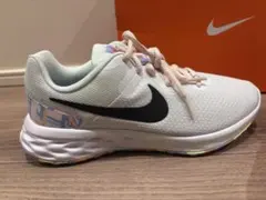 新品 スニーカー