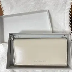 CHARLES & KEITH ベージュ 長財布