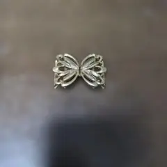 金色 蝶型 ベルトのバックル