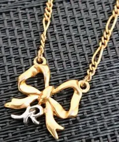 B ニナリッチ Nina Ricci リボンモチーフ ネックレス ロゴ