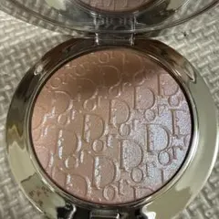 Dior ディオールスキン フォーエヴァー クチュール ルミナイザーのサムネイル