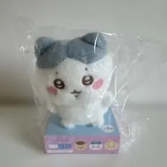 ハチワレ　ぴたれすと　おすわりぬいぐるみ (箱無し簡易包装で配送⇨999円)