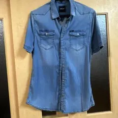 GUESS デニムブルー 半袖シャツ　Lサイズ