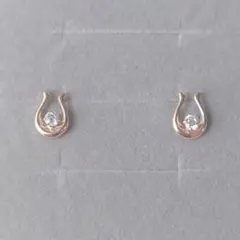 未使用　ツツミ　キュービックジルコニア　馬蹄　ホースシュー　ピアス　K10YG