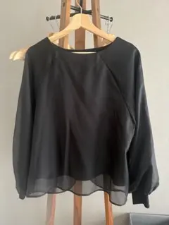 【新品・未使用】BEAMS シフォン 黒 長袖 シャツ