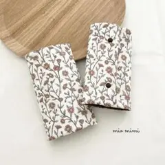 ◯ハンドメイド◯エルゴ　抱っこ紐カバー　アンティークフラワー×ダークベージュ