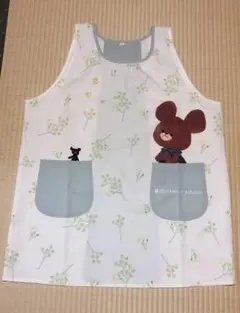 エプロン クマデザイン