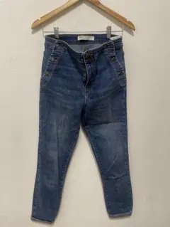 ハイウエスト ダークブルー スキニージーンズ