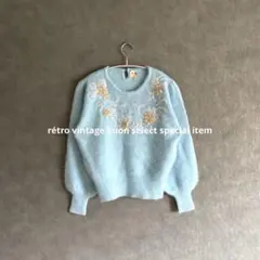 昭和レトロニット　ヴィンテージニット　水色　ビーズ刺繍　スパンコール　個性派　秋