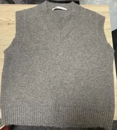 ZARA グレー Vネック ニットベスト