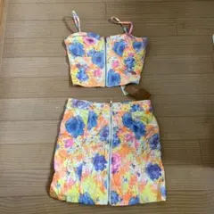 新品　グレイル　カラフル花柄セットアップ（ブラトップ＋スカート）