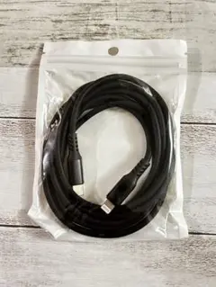 USB-C to Lightning ケーブル ブラック