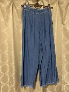 Item thumbnail for item a7c7f9b9-fa52-4b56-bcb2-97a8ca058be0