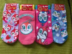 新品　アンパンマン　レディース靴下　４点セット　ドキン　コキン